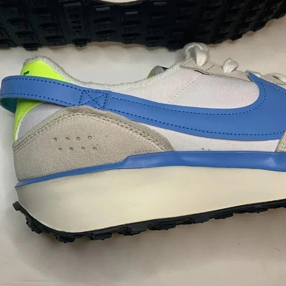 Nike Sneakers Waffle Debut Men’s Size 13 White University Blue New - Picture 8 of 12